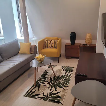 Apartament Batorego 4