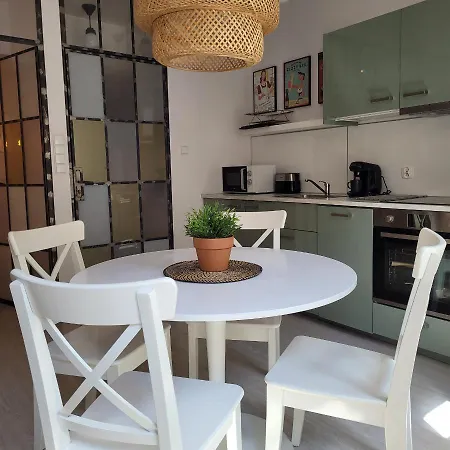 Batorego 4 Apartment *