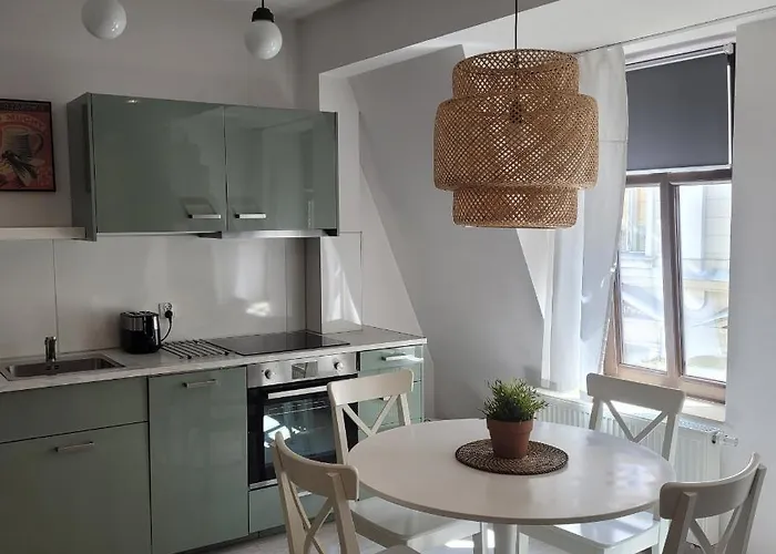 Apartment Batorego 4 *